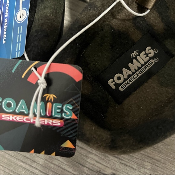 NEW Skechers Men's Clog - nice Christmas present! - Picture 7 of 8